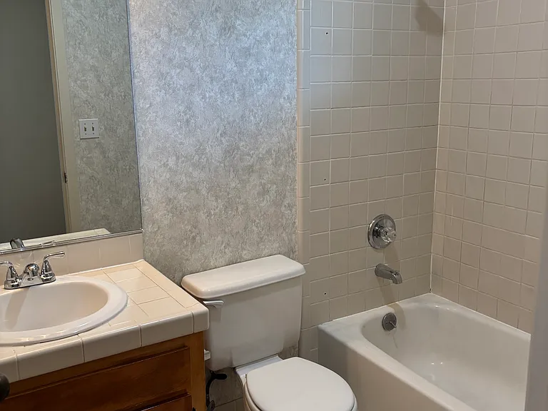 1215 Bayswater Ave — Photo 10