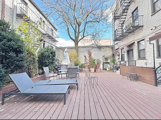 Rented by Doorway NYC, LLC | media 1