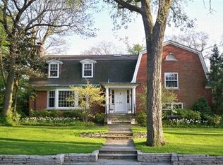 212 Dempster St, Evanston, IL 60202