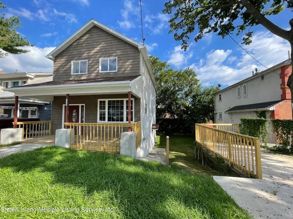 2400 Richmond Rd, Staten Island, NY 10306