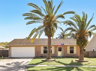 2098 Hedgerow Cir, Ocoee, FL 34761