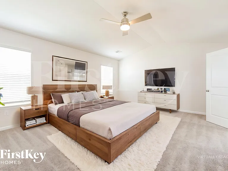 302 Stonefence Dr — Photo 11