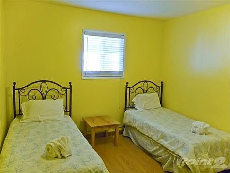 5th image of 1160 Glenwood Way