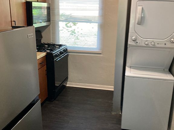 Washing machine comes with the apartment.