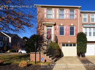 7435 Heatherfield Ln, Alexandria, VA 22315