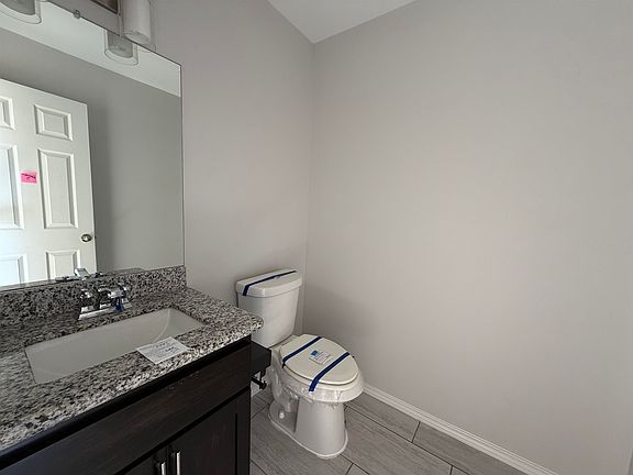 4th image of 5805 Seminario Ln
