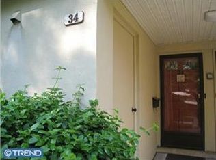 34 Old Forge Xing, Devon, PA 19333