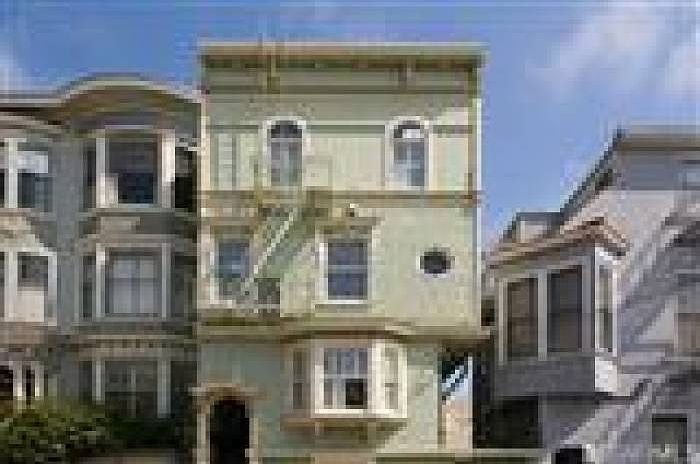 Excellent curb appeal
