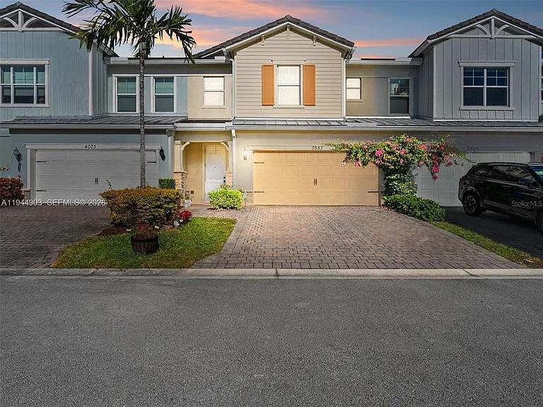 3953 Black Olive Ln — Photo 1