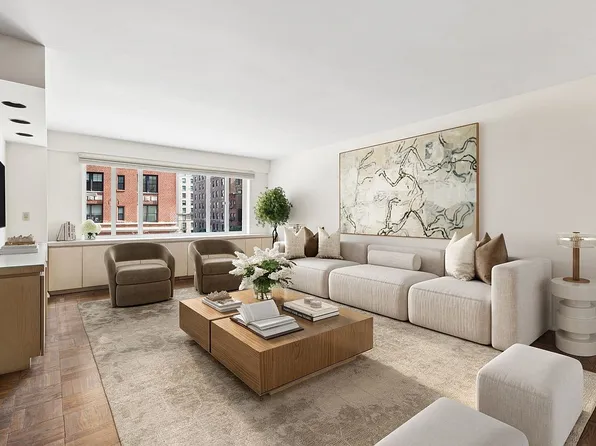 140 E 72nd St APT 4A, New York, NY 10021