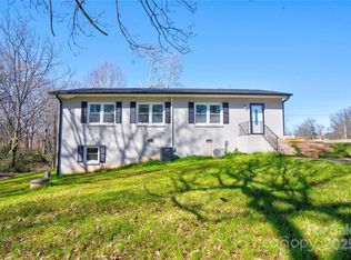 108 Spiral Ln, Shelby, NC 28152