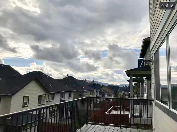 5th image of 22983 SE 18th Pl