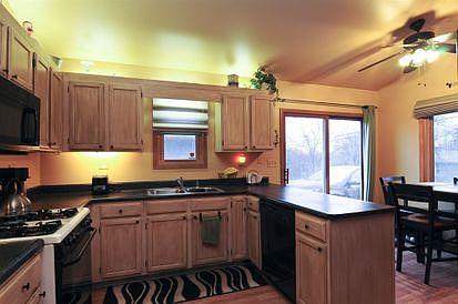 3rd image of 416 E Clarendon Dr