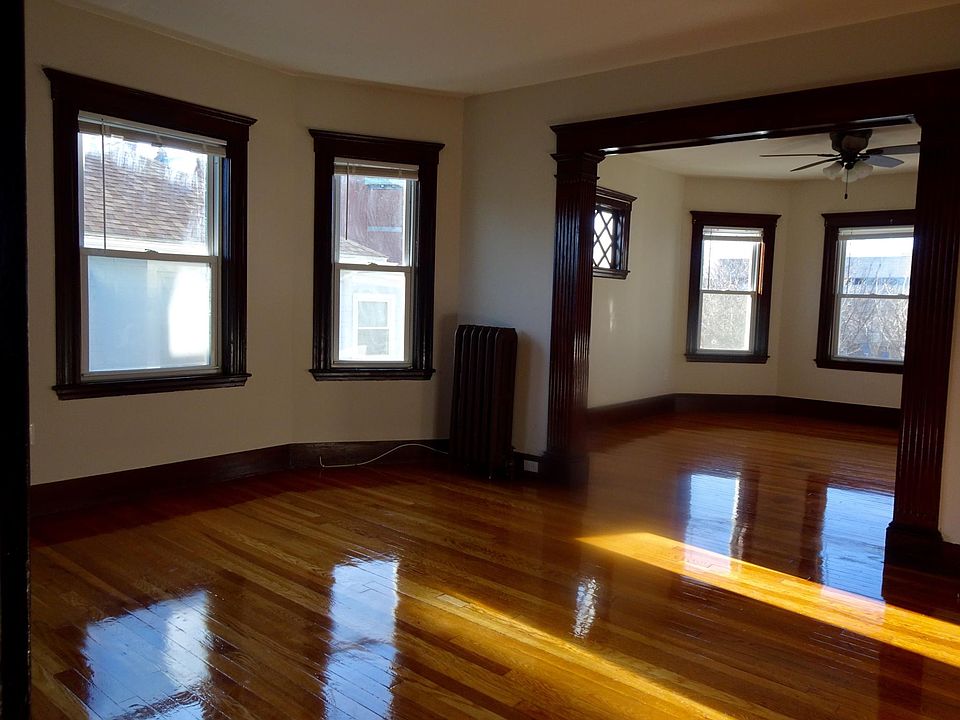 2nd image of 37 Thurston St #2