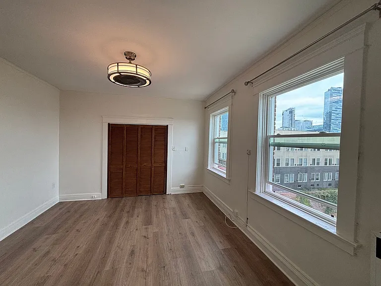 RCG 722 Hartford LLC — Photo 30