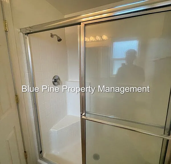 1156 Matchpoint Dr — Photo 19
