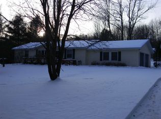 10669 Oakwood Dr, Roscommon, MI 48653