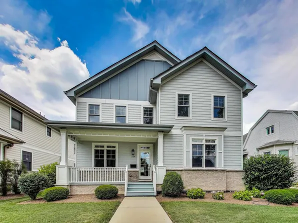 258 N Maple Ave, Elmhurst, IL 60126