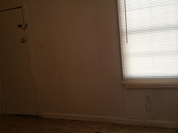 5th image of 3452 Pleasant Dr