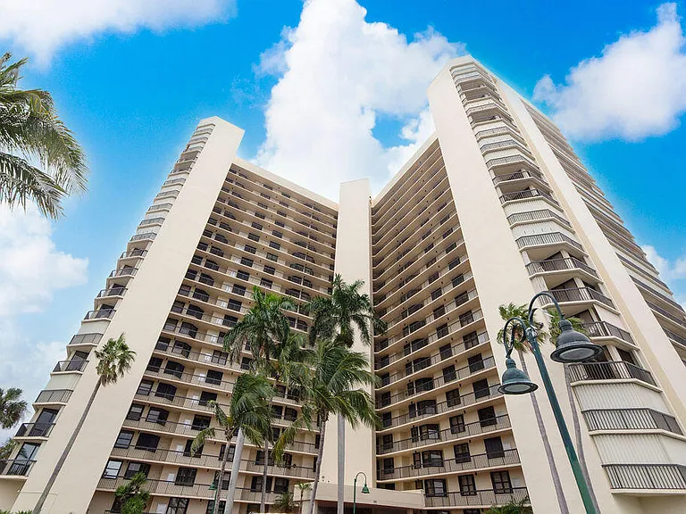 9500 S Ocean Dr #1905 — Photo 36