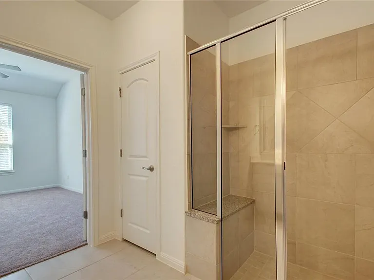 113 Meadow Wood Cv — Photo 14