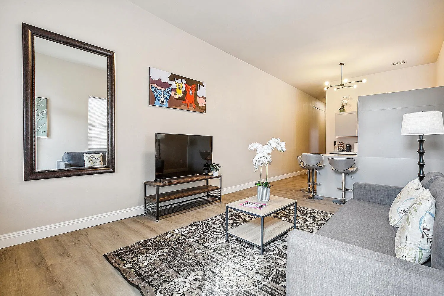 2 bed, 1150 sqft, $1,300 — Photo 3