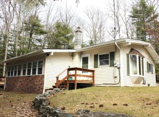 108 Spruce Dr, Greentown, PA 18426