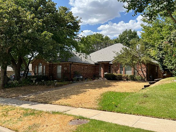 2nd image of 9213 Winslow Ct