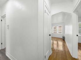 8101 S Drexel Ave