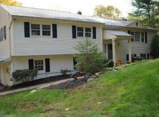 63 Grove Avenune, Morris Plains, NJ 07950