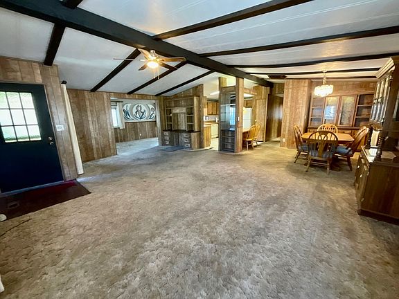 3rd image of 238 Gold Leaf Ln