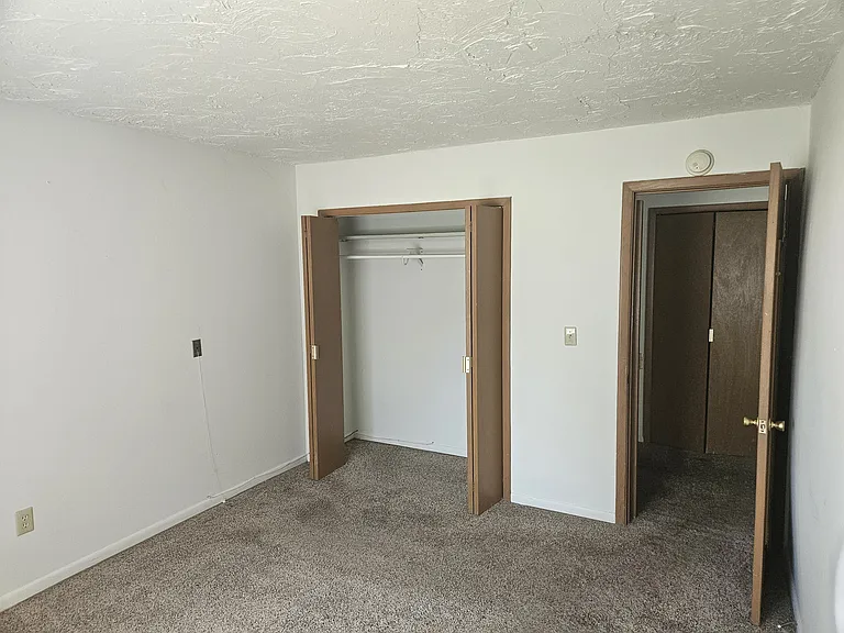 Luther House Apartments — Photo 8