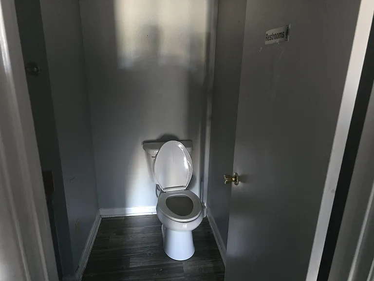 1218 E Harding Ave — Photo 7