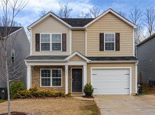 4455 Oak Pointe Dr, Winston Salem, NC 27105