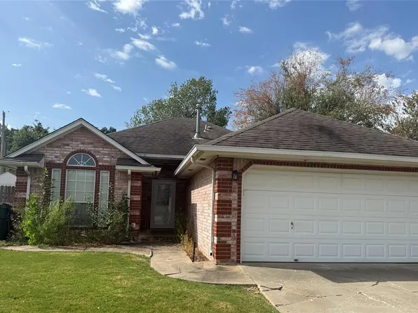 5812 SE 9th St, Midwest City, OK 73110