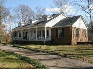 1401 W Hunt Rd, Maryville, TN 37801