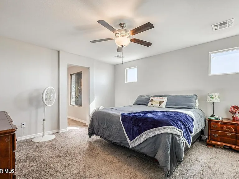 4812 Marisabel Azcarate St — Photo 16