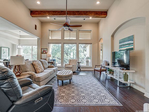 5th image of 4642 AMOROSA WAY