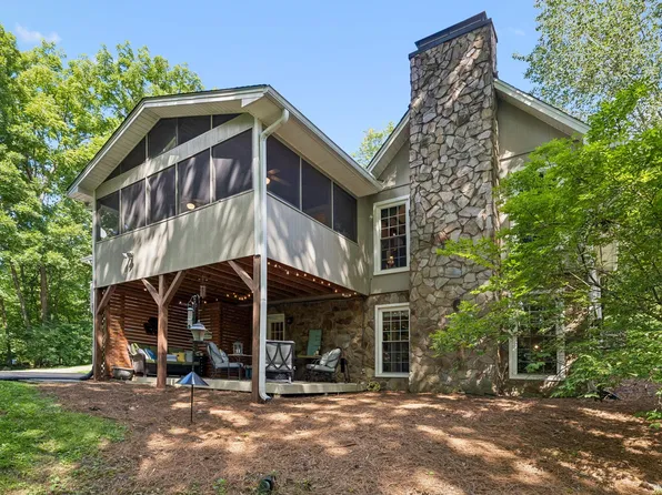 8346 Merrymount Dr, Nashville, TN 37221