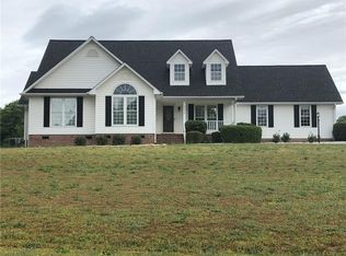 2301 Beaverdam Rd, Williamston, SC 29697