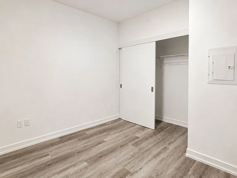 5 Wellington St S #905 — Photo 17