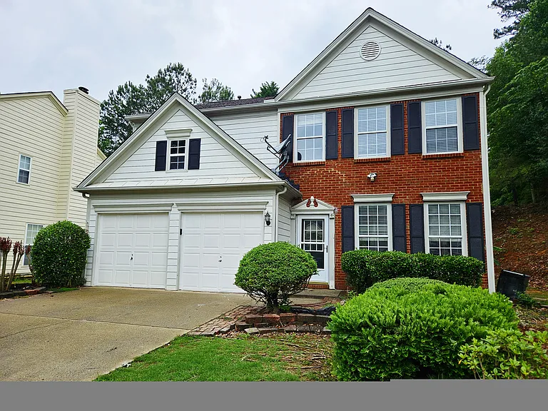 3209 Davenport Park Ln — Photo 2