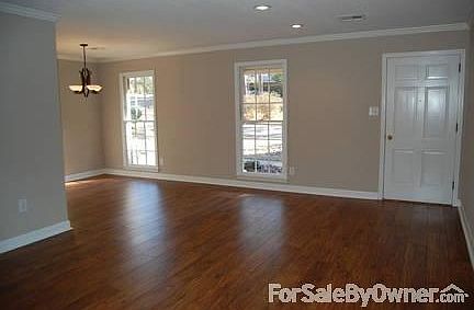 New laminate Flooring
						:
						The home features newly installed laminate floors, tile floors, and carpet.