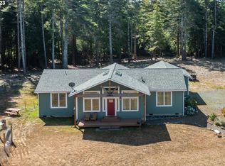 89044 Hemlock Ln, Bandon, OR 97411