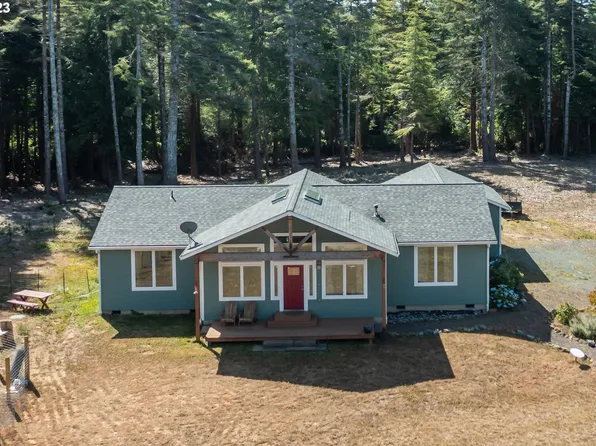 89044 Hemlock Ln, Bandon, OR 97411