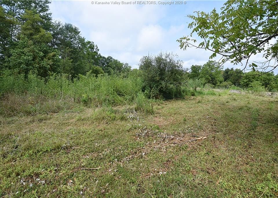 2nd image of 2288 Parrish Hill Rd