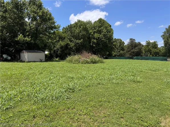 Creek St, Gans, OK 74936