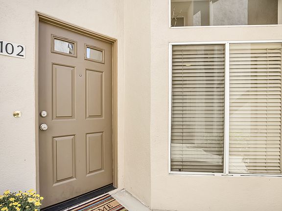 3rd image of 1102 S Country Glen Way
