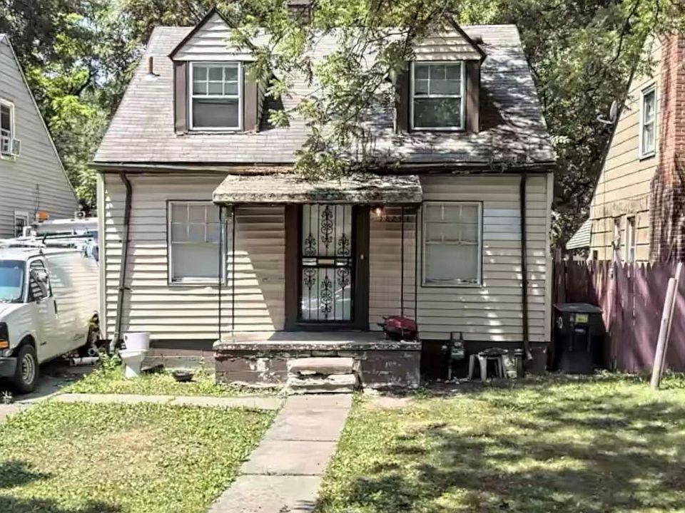 1st image of 18291 Stout St