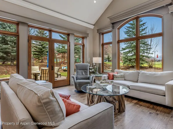 12 Seeburg Cir, Carbondale, CO 81623